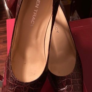 Ellen Tracy, women’s size 8 croc, print, leather pumps